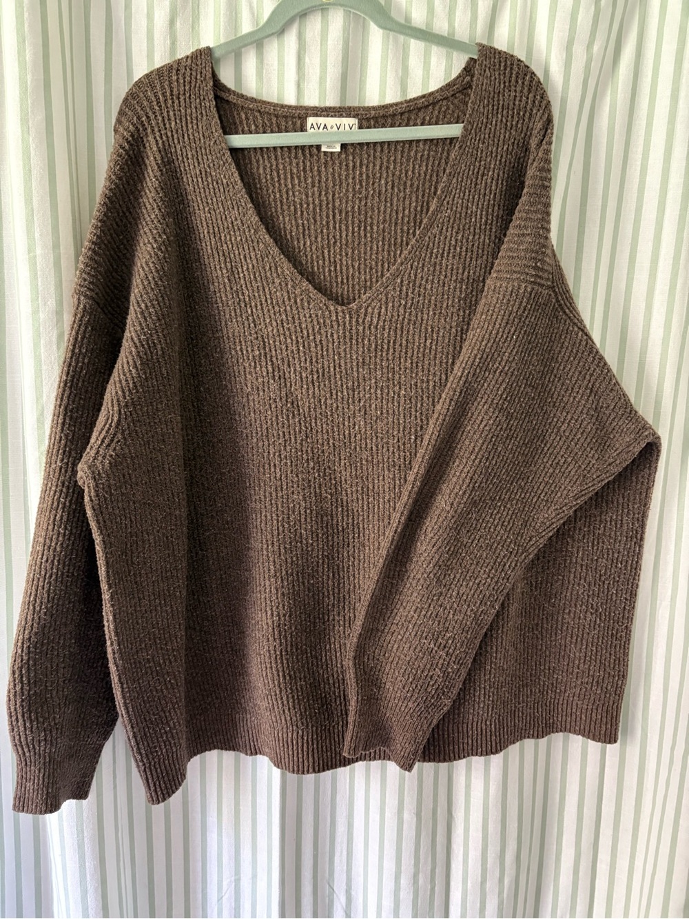 Drop shoulder V-Neck sweater